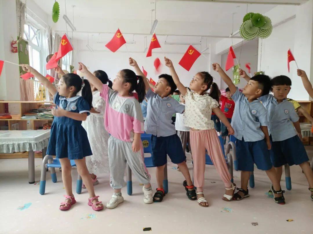 对业余足球边后卫提些意见吧游戏画面